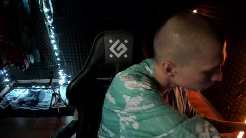 You can ask my name in pm online show from 11.21.25