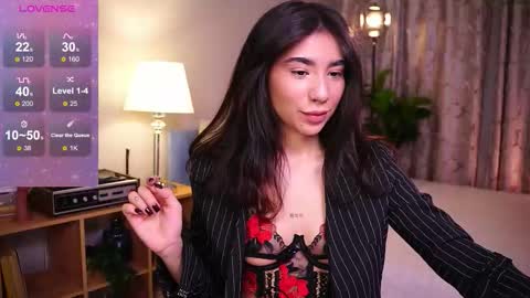 Snapshot of yokokoko__ chatting on 11.18.25 Yoko online show from 11.18.25