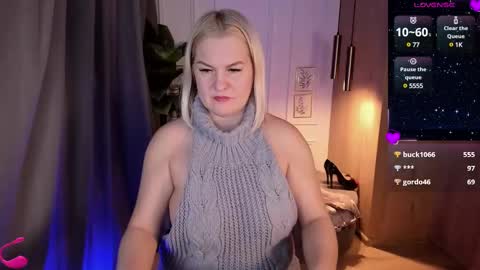 Snapshot of yolanda_kiss chatting on 03.02.25 Yolanda online show from 03.02.25