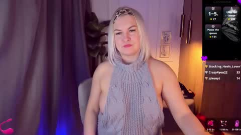 Snapshot of yolanda_kiss chatting on 03.06.25 Yolanda online show from 03.06.25