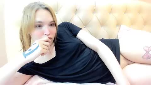 yomoyoo online show from 02.20.25