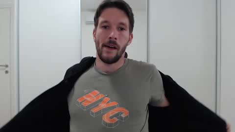 yone23 online show from 03.07.25