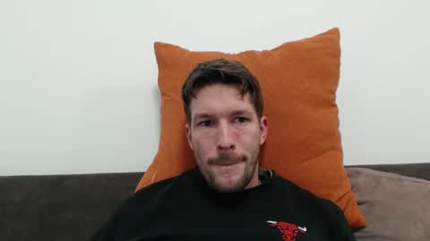 yone23 online show from 01.05.26