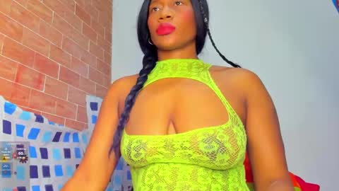 Snapshot of yonnsol_avril chatting on 01.05.25 yonnsol_avril online show from 01.05.25