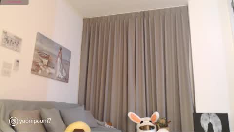 yoonipooni online show from 02.20.25