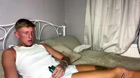 Snapshot of yorkshirelad208 chatting on 03.10.25 Harrison online show from 03.10.25