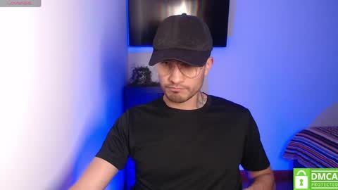 yoshy_man online show from 04.08.26