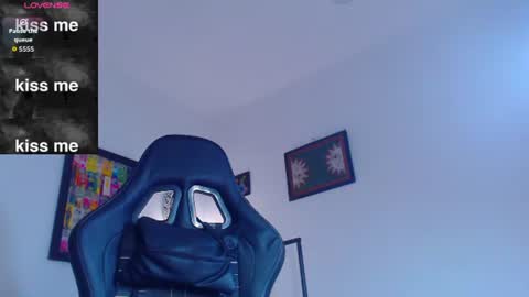Snapshot of yosoy_enzo2020 chatting on 06.24.26 Enzo online show from 06.24.26