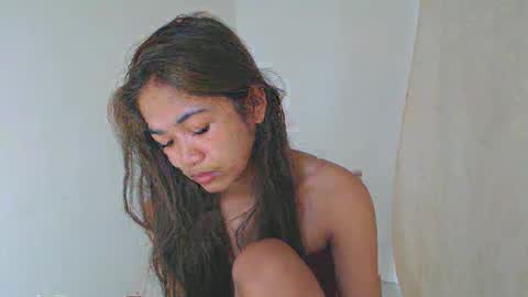 Snapshot of yosufloversweet chatting on 02.02.25 fin online show from 02.02.25