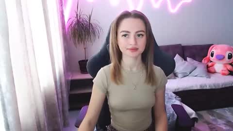 Bella online show from 04.10.26