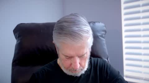 Snapshot of yougogirl_3 chatting on 09.12.25 Colorado Guy Straight online show from 09.12.25