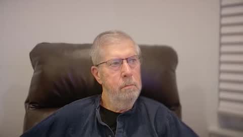 Snapshot of yougogirl_3 chatting on 11.28.25 Colorado Guy Straight online show from 11.28.25