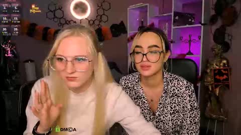 Snapshot of your_bunny12 chatting on 11.04.25 your bunny12 online show from 11.04.25