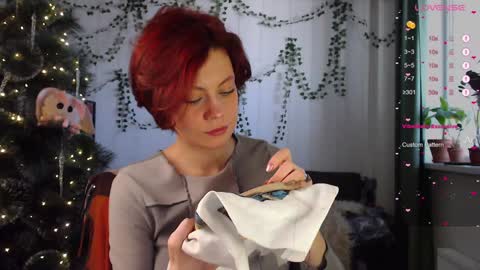 Snapshot of your_corvus chatting on 12.14.24 your_corvus online show from 12.14.24