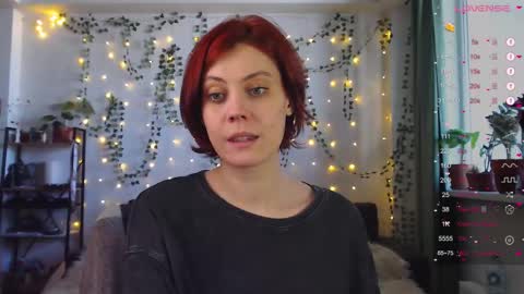 Snapshot of your_corvus chatting on 02.11.25 your_corvus online show from 02.11.25