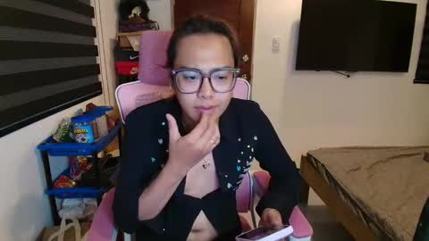 Snapshot of your_dreamgirlxxx69 chatting on 03.06.26 your_dreamgirlxxx69 online show from 03.06.26