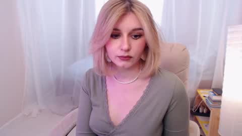 Freya online show from 02.13.25