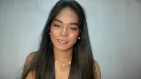 Snapshot of your_goddess_ayesha chatting on 06.19.26 your_goddess_ayesha online show from 06.19.26