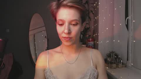 Alex and Kris long hair online show from 12.16.24