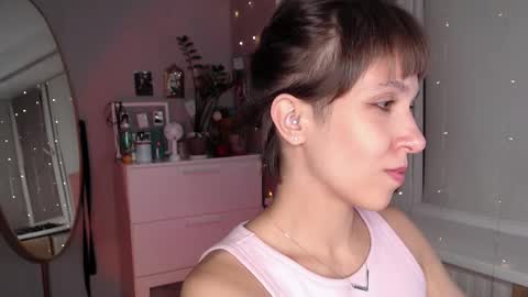 Alex and Kris long hair online show from 10.08.25