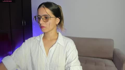 Snapshot of your_lilacute1 chatting on 05.04.26 Lila online show from 05.04.26