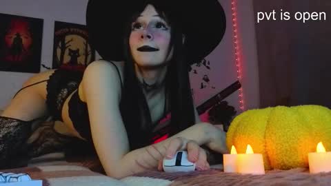 Eva online show from 10.31.25