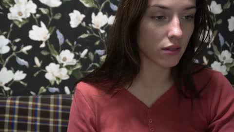 Snapshot of your_little_flexible_girl chatting on 12.28.24 Meri online show from 12.28.24