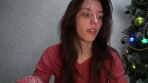 Snapshot of your_little_flexible_girl chatting on 01.06.25 Meri online show from 01.06.25