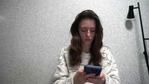 Snapshot of your_little_flexible_girl chatting on 02.12.25 Meri online show from 02.12.25