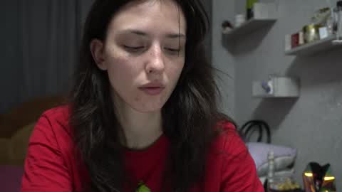 Snapshot of your_little_flexible_girl chatting on 02.21.25 Meri online show from 02.21.25