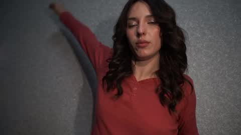 Snapshot of your_little_flexible_girl chatting on 02.27.25 Meri online show from 02.27.25