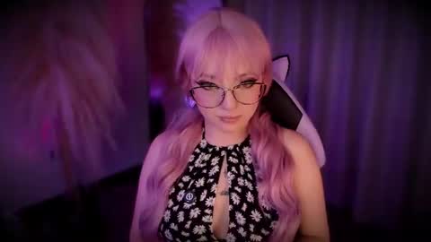 Cami independent model online show from 07.17.26