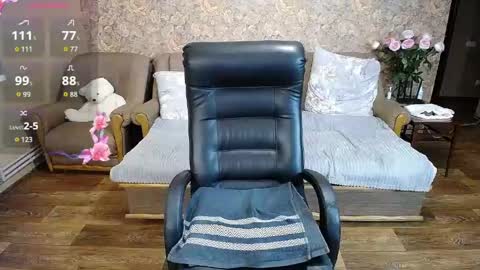 Lily online show from 04.28.26