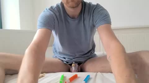 Snapshot of your_slave_boi chatting on 08.01.26 your_slave_boi online show from 08.01.26