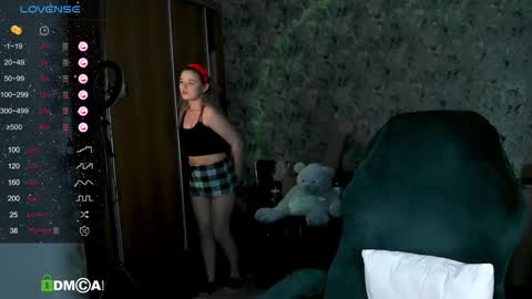 Molly online show from 02.06.25