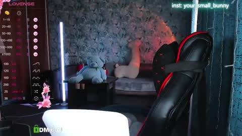 Molly online show from 09.12.25