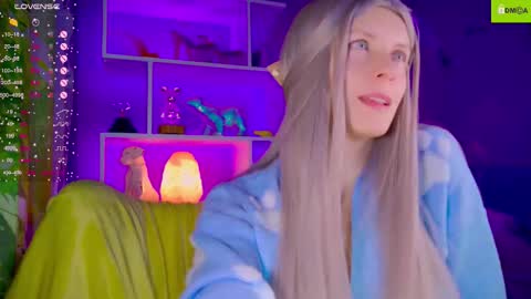 your_spring online show from 12.01.25