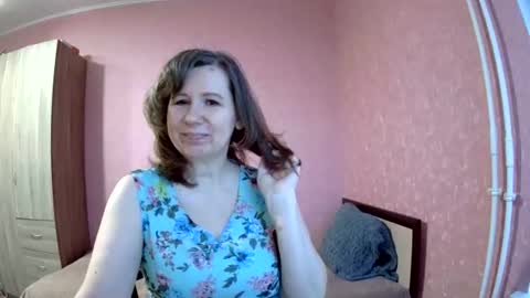 Snapshot of your_starsun chatting on 12.05.25 your_starsun online show from 12.05.25