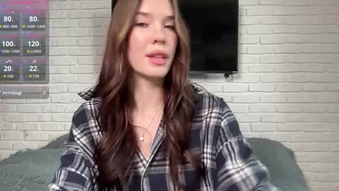 Snapshot of your_sweet_angel_ chatting on 01.10.26 Mia online show from 01.10.26