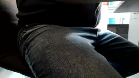 Snapshot of your_tipie chatting on 10.13.25 your_tipie online show from 10.13.25