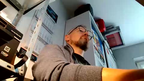 Snapshot of your_tipie chatting on 10.15.25 your_tipie online show from 10.15.25