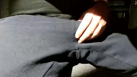 Snapshot of your_tipie chatting on 11.02.25 your_tipie online show from 11.02.25