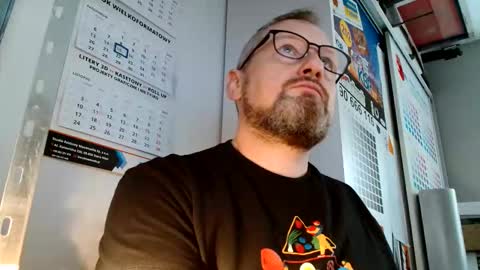 Snapshot of your_tipie chatting on 11.03.25 your_tipie online show from 11.03.25