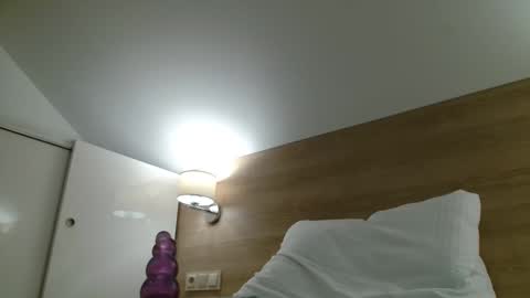 Snapshot of your_tipie chatting on 11.15.25 your_tipie online show from 11.15.25