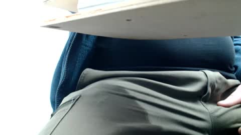 Snapshot of your_tipie chatting on 04.08.26 your_tipie online show from 04.08.26