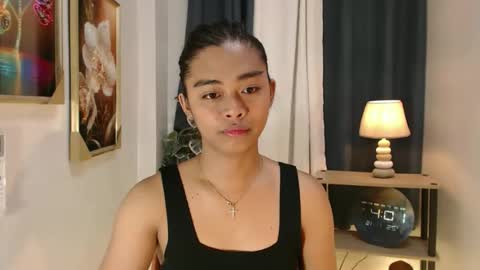 Snapshot of yourangelofsex chatting on 02.01.26 yourangelofsex online show from 02.01.26