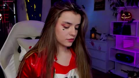 Anikka online show from 10.29.25