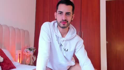 YOURBOYNEXTDOOR online show from 12.11.24