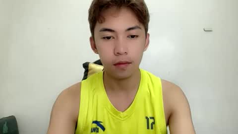 Snapshot of yourcummer_april chatting on 06.05.26 April online show from 06.05.26
