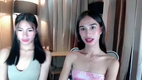 Snapshot of yourdreamgirlgwen chatting on 05.05.26 GWENI online show from 05.05.26